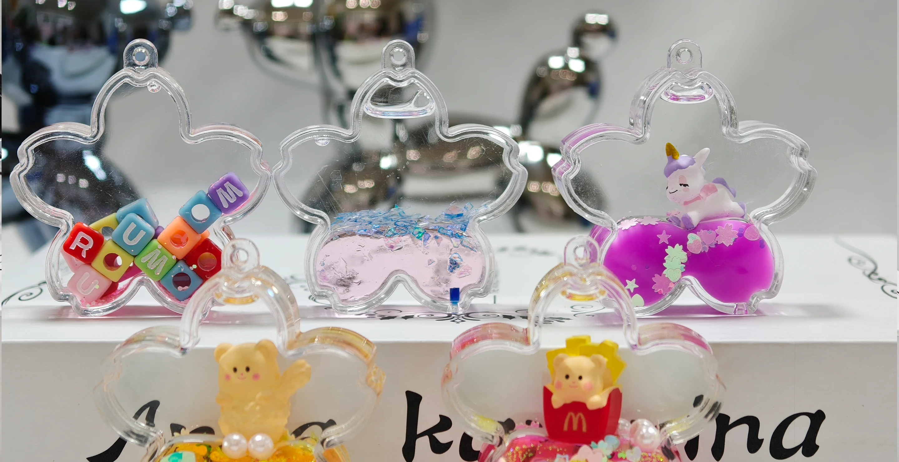 Bolehkah keychain cecair diambil di atas kapal terbang?